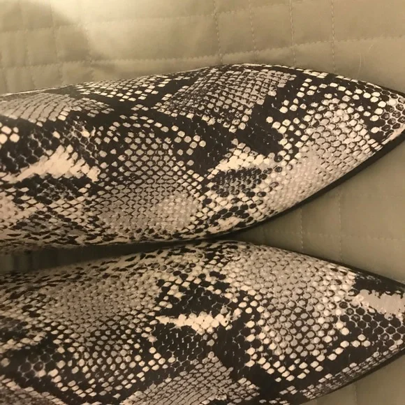 Snake skin boots - Picture 7 of 7